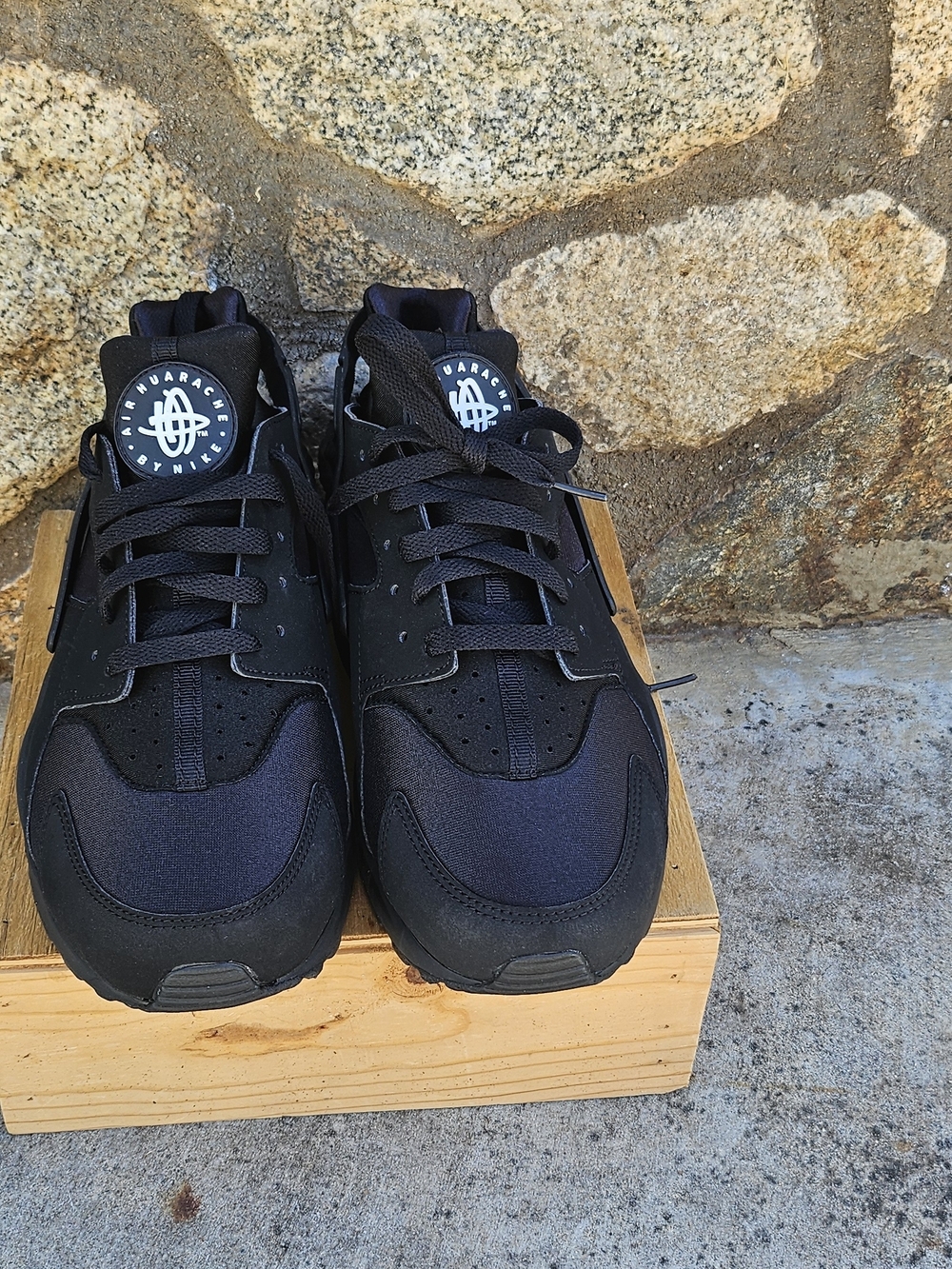 Nike Men's Black Low-Top Sneakers